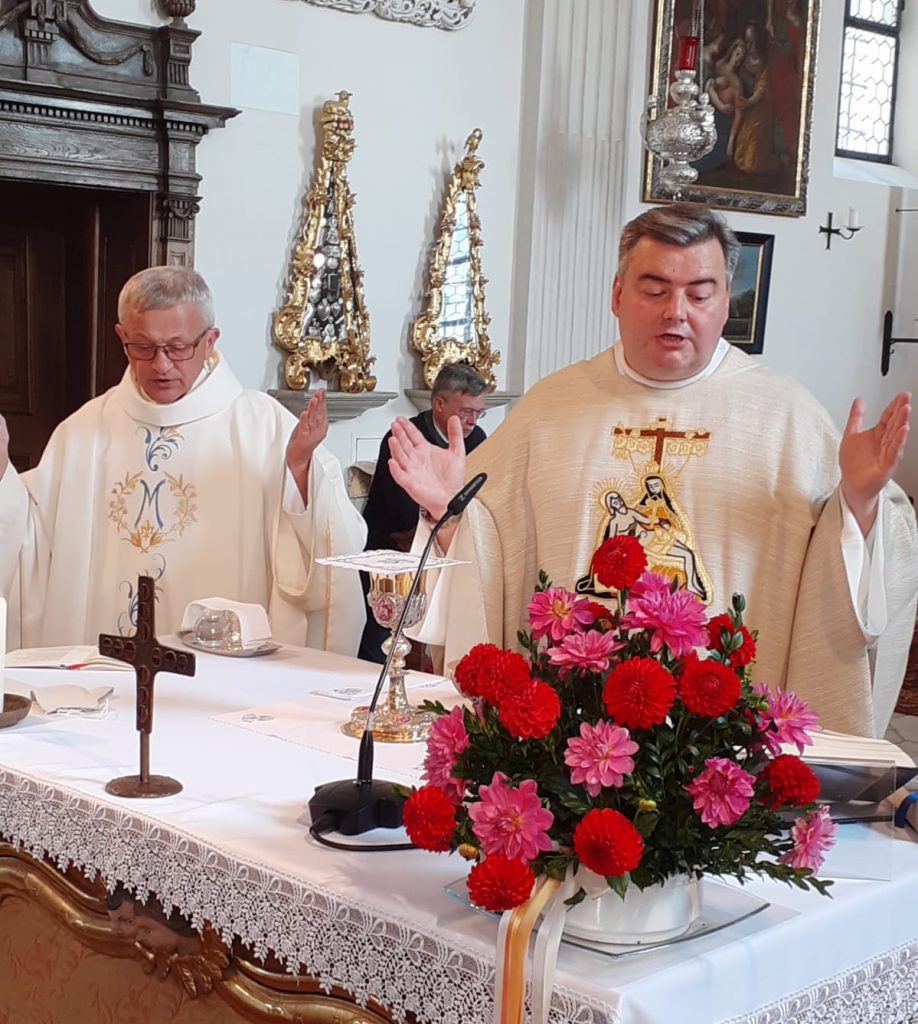 Pater Dariusz Michalczyk Auf Dem Gartlberg Empfangen Wallfahrtskirche